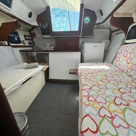 Experience Fantastique De Berce Par La Pres De Barcelone Hotel en barco Castelldefels