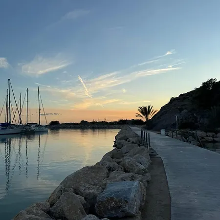 Experience Fantastique De Berce Par La Pres De Barcelone Hotel en barco