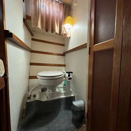 Experience Fantastique De Berce Par La Pres De Barcelone *